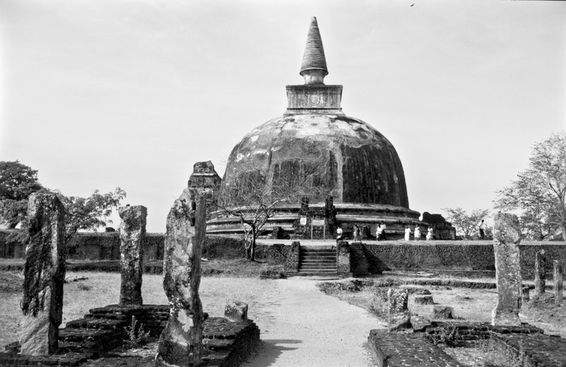 Stupa, Polonnaruwa, Sri Lanka (1984).