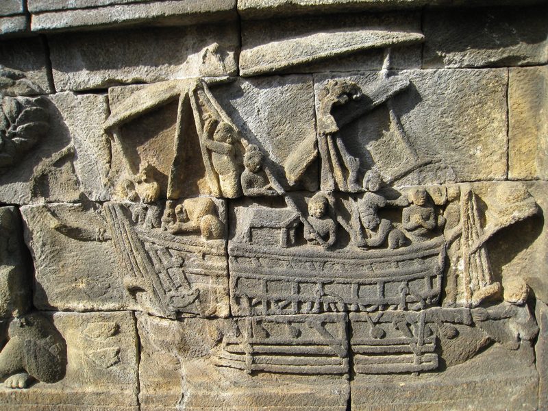 Ancient Javanese vessel depicted in Borobudur.