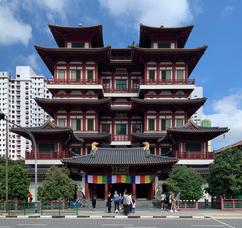 Front facade of the Buddha Tooth Relic Temple and Museum, Singapore.