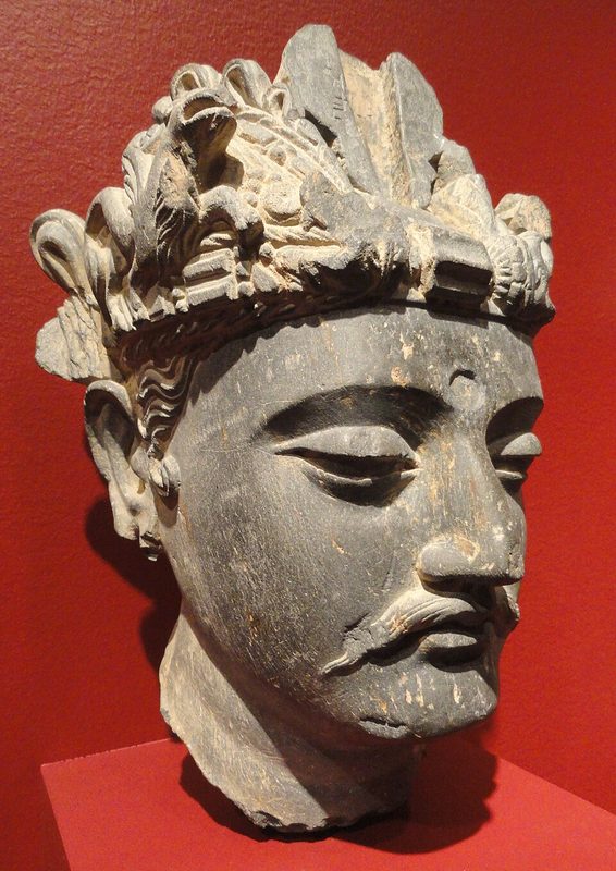 Head of a bodhisattva statue, found at Seri_Bahlol, schist, ca. 100 CE.