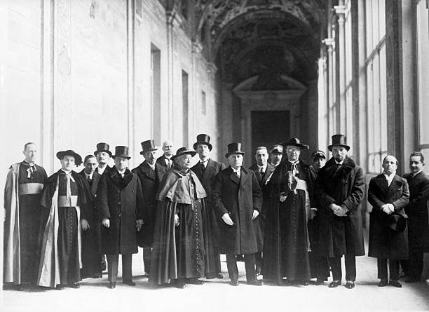 Vatican and Italian delegations prior to signing the Letran Treaty.