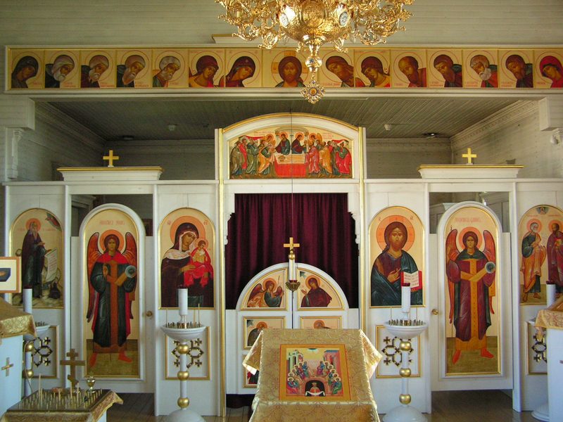 Classicist iconostasis from the 18th century in Finland.