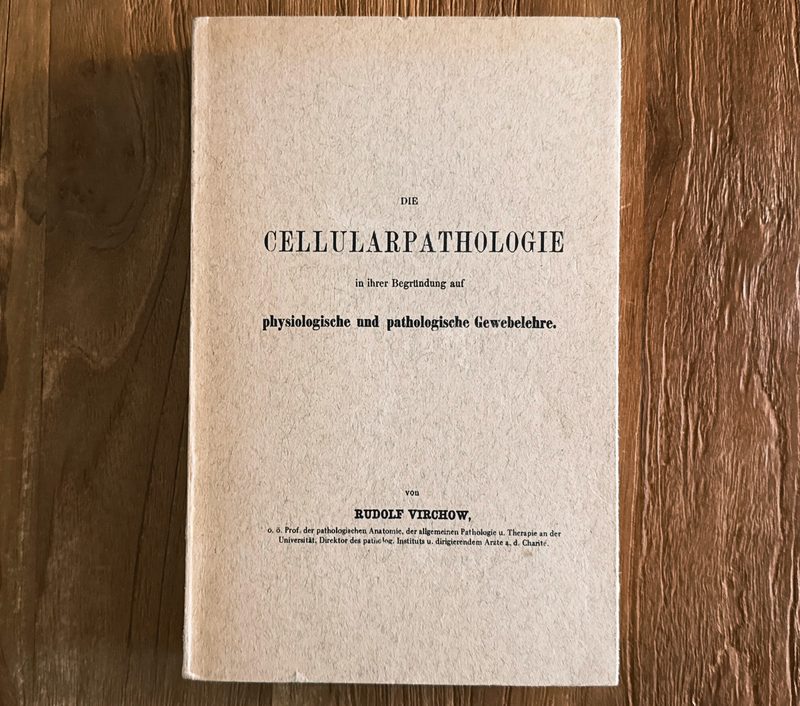 The cover of my personal copy of Virchow's Cellularpathologie, which I ordered from a second-hand book store.