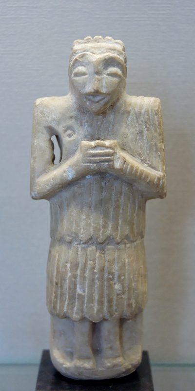 Orant figure, Susa IV, 2700–2340 BCE.