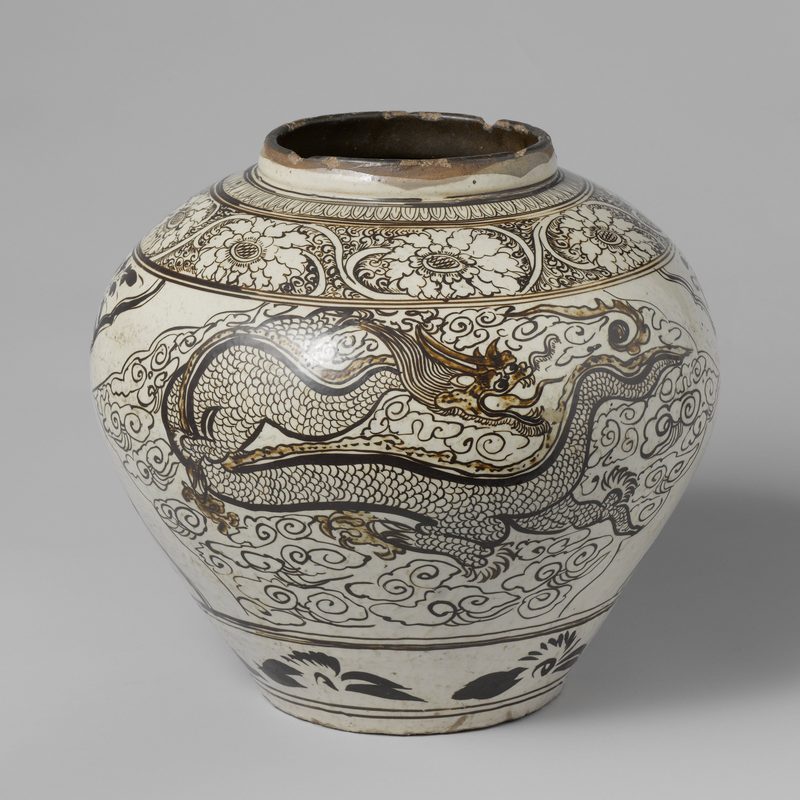 Dragon art on a vase, Yuan dynasty, China.