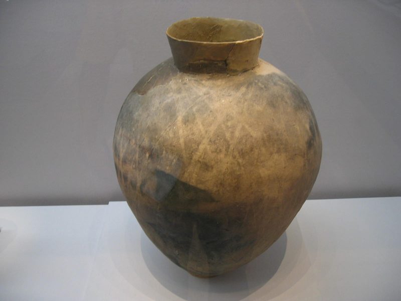 Large Middle Mumun (c. 8th century BC) storage vessel unearthed from a pit-house in or near Daepyeong.